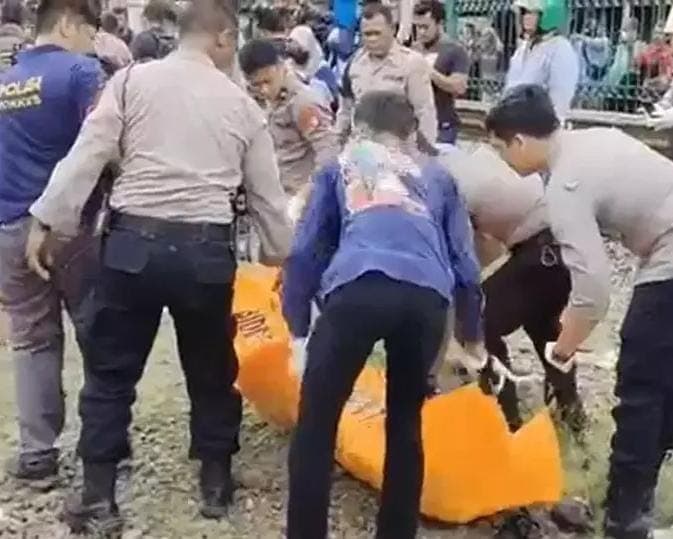 Keluarga Duga Ada Mafia Dibalik Tewasnya Kasat Narkoba Polres Jaktim, Bunuh Diri Tak Masuk Akal!
