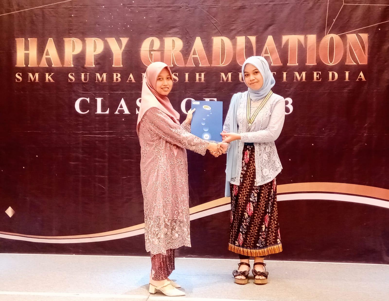 Wisuda SMK Multimedia Sumbangsih Jakarta: Utamakan Pendidikan Karakter Para Siswa