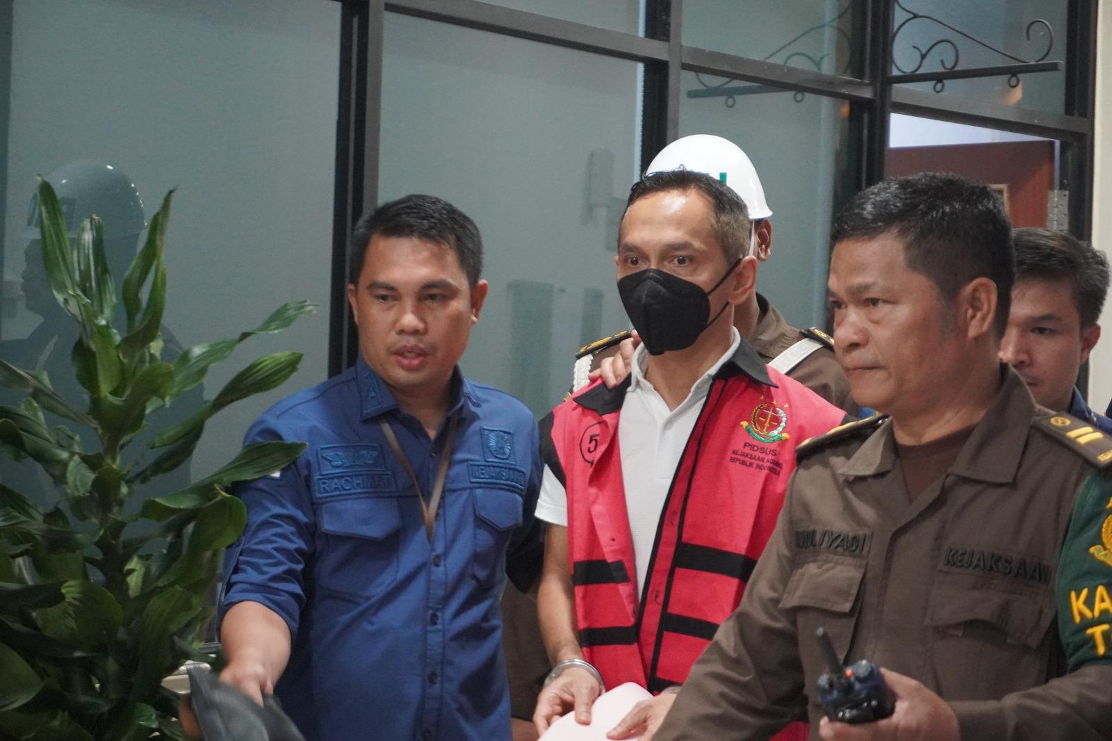 Rugikan Negara Rp 8 Triliun, Ketua Komite Kadin Jadi Tersangka Korupsi BTS Kominfo  