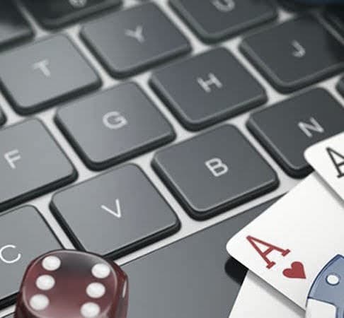 Diduga Promosikan Judi Online, 3 Bacaleg Artis Diadukan ke KPU