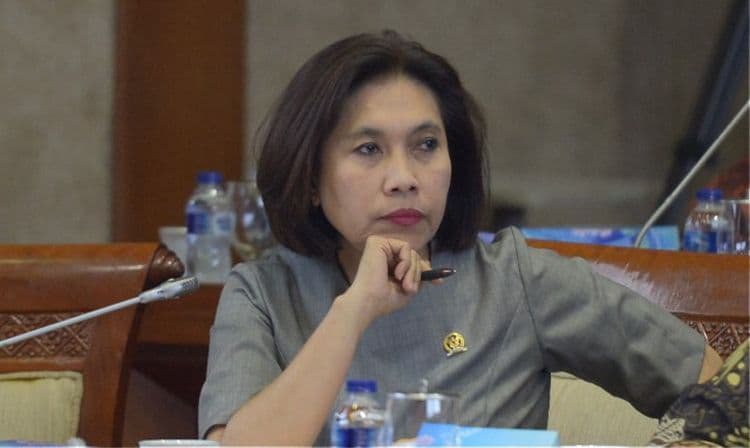 DPR Minta Bank Permudah Syarat Pinjaman