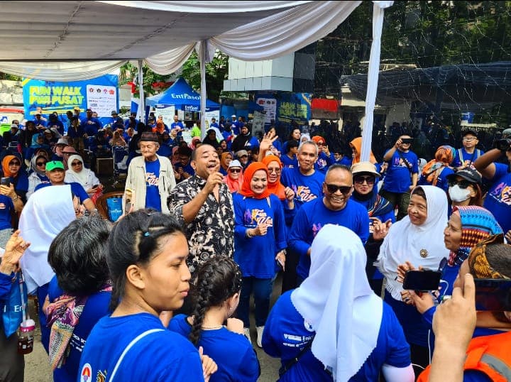 Diikuti Ratusan Peserta, Jalan Santai PWI Pusat HUT IKWI ke-62 Berlangsung Meriah