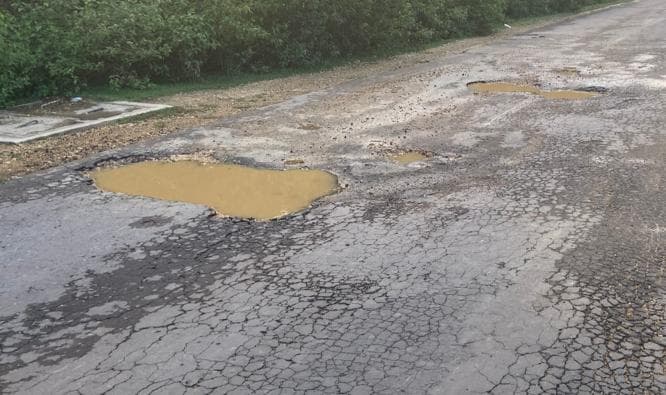 Pengamat Ungkap Biang Kerok Jalan Rusak, Bukan Gegara Kendaraan dengan Bobot Berlebihan 