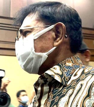 Perkaya Diri, Johnny G Plate Didakwa Terima Duit Panas Rp 17,8 Miliar