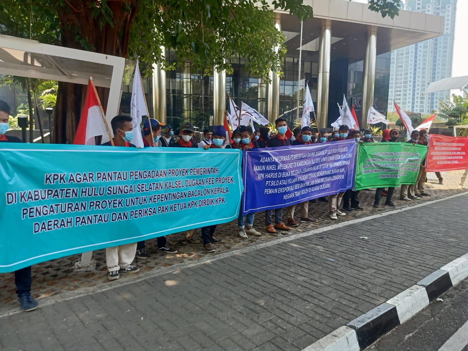 KPK Didesak Tangkap Pemain Utama Bisnis Gelap Ekspor Nikel ke China