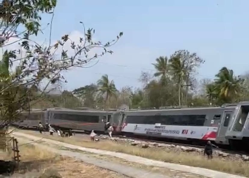 KAI Pastikan Tak Ada Korban Jiwa Kecelakaan Kereta Api Argo Semeru dan Argo Wilis
