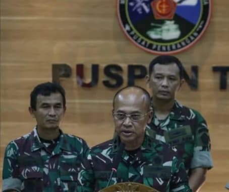 Kapuspen TNI Sebut Pratu F Lompat ke Jurang, Tidak Tertembak!