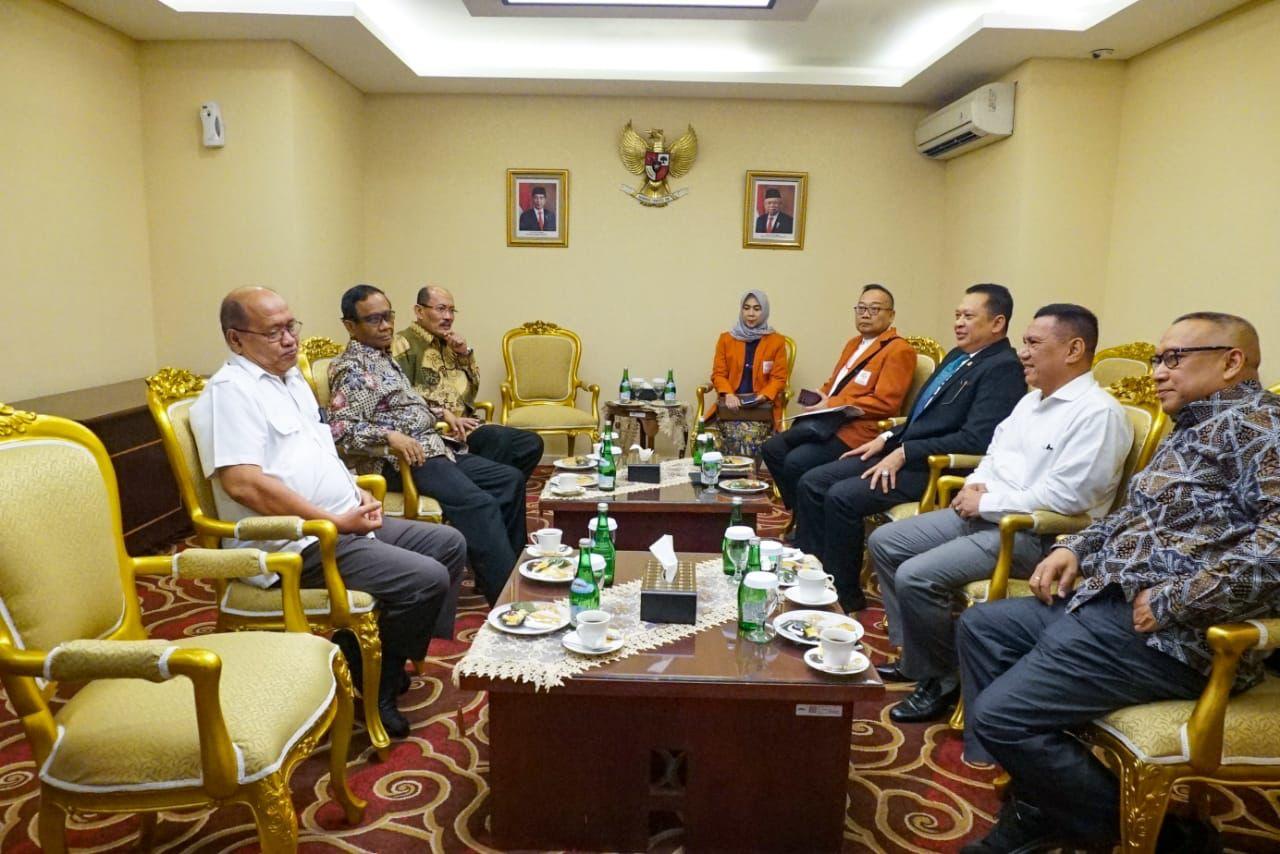 Buka Konferensi Internasional Masyarakat Hukum Adat, Ketua MPR RI Bamsoet Dorong RUU Masyarakat Hukum Adat Segera Dituntaskan