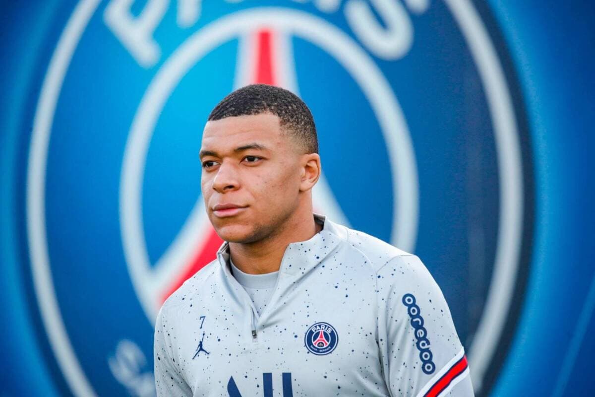 PSG Beri Tawaran Baru untuk Mbappe