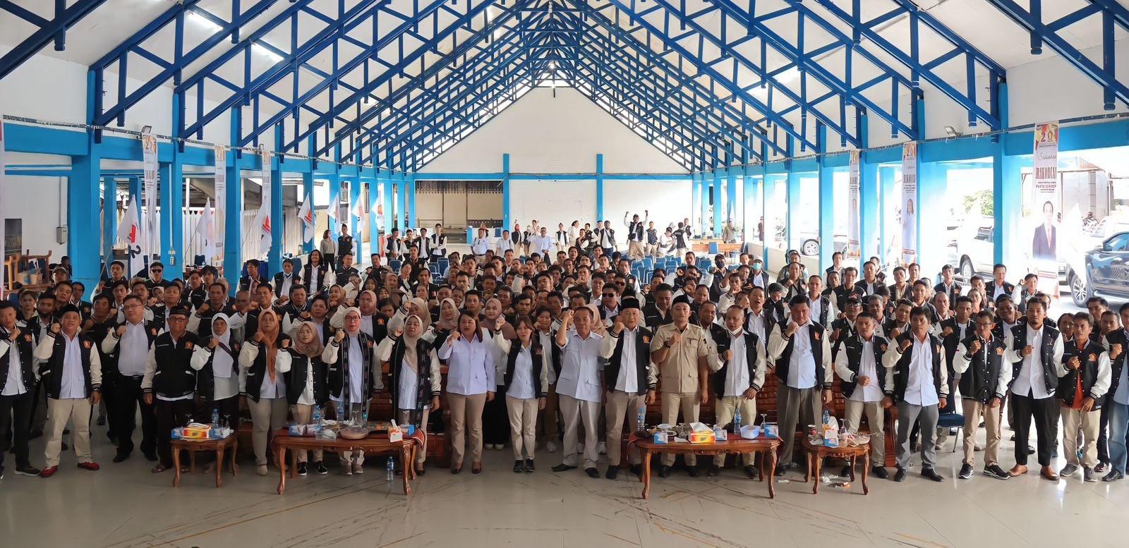 Hadiri Rakorcab Gerindra Melawi, Li Claudia Chandra Optimis Prabowo Menang Pilpres 2024