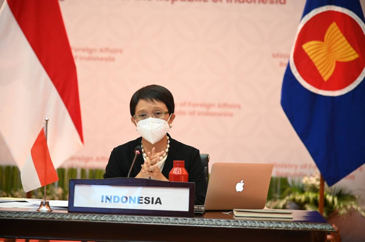 Didepan Komisi I DPR, Menlu Retno Ungkap 133 WNI Telah Keluar Ukraina