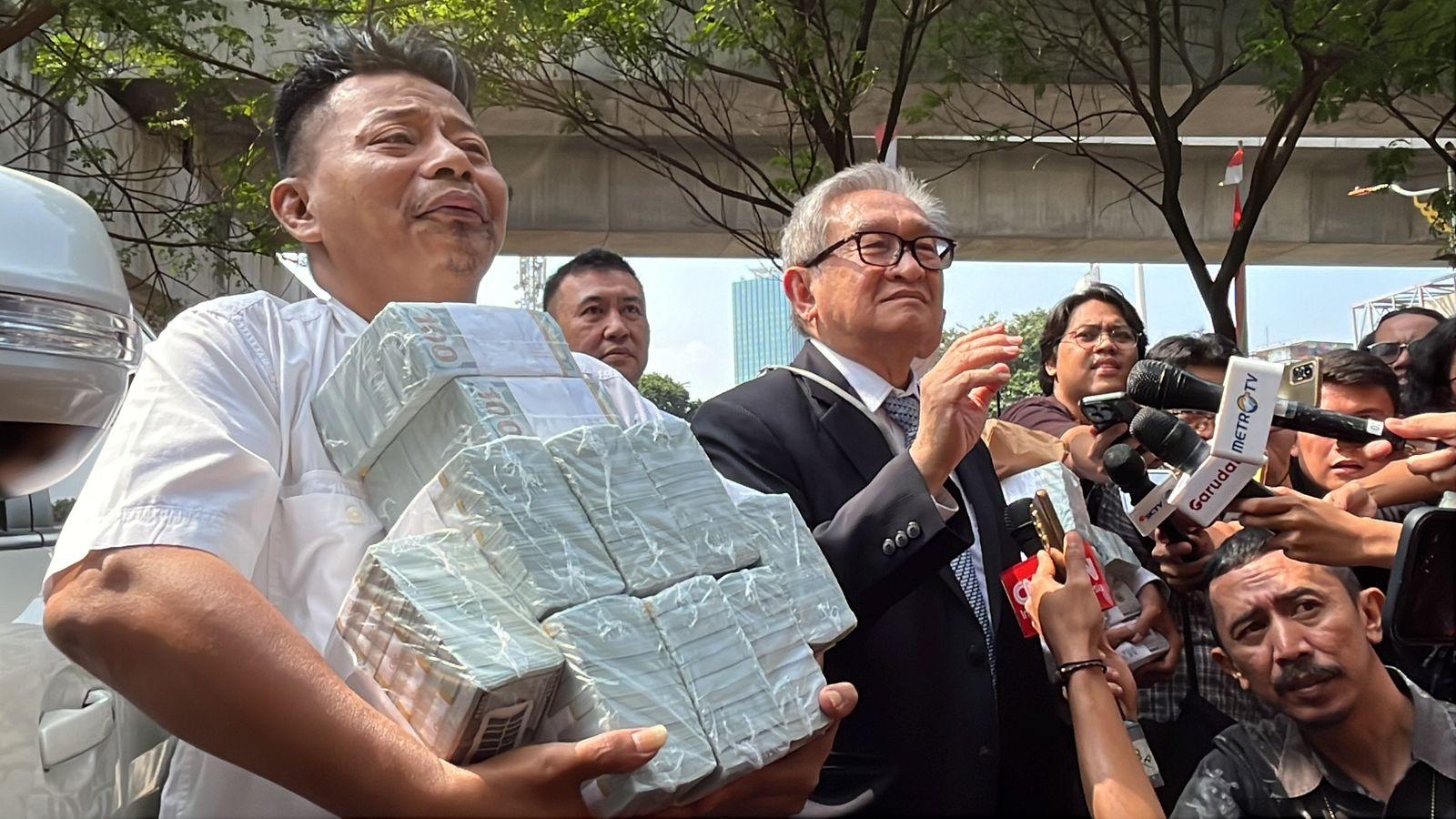 Kejagung Ungkap Status Rp 27 Miliar yang Diserahkan Maqdir Ismail Terkait Korupsi BTS Kominfo