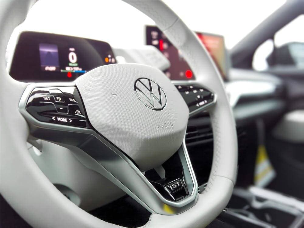 VW akan Produksi Mobil Baru SUV Scout Listrik