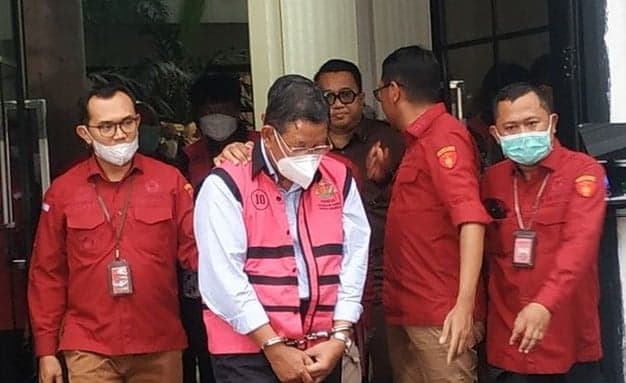 Muhammad Khayam Bekas Pejabat Kemenperin Tak Kunjung Diadili, Kejagung Lindungi Tersangka Korupsi Impor Garam?