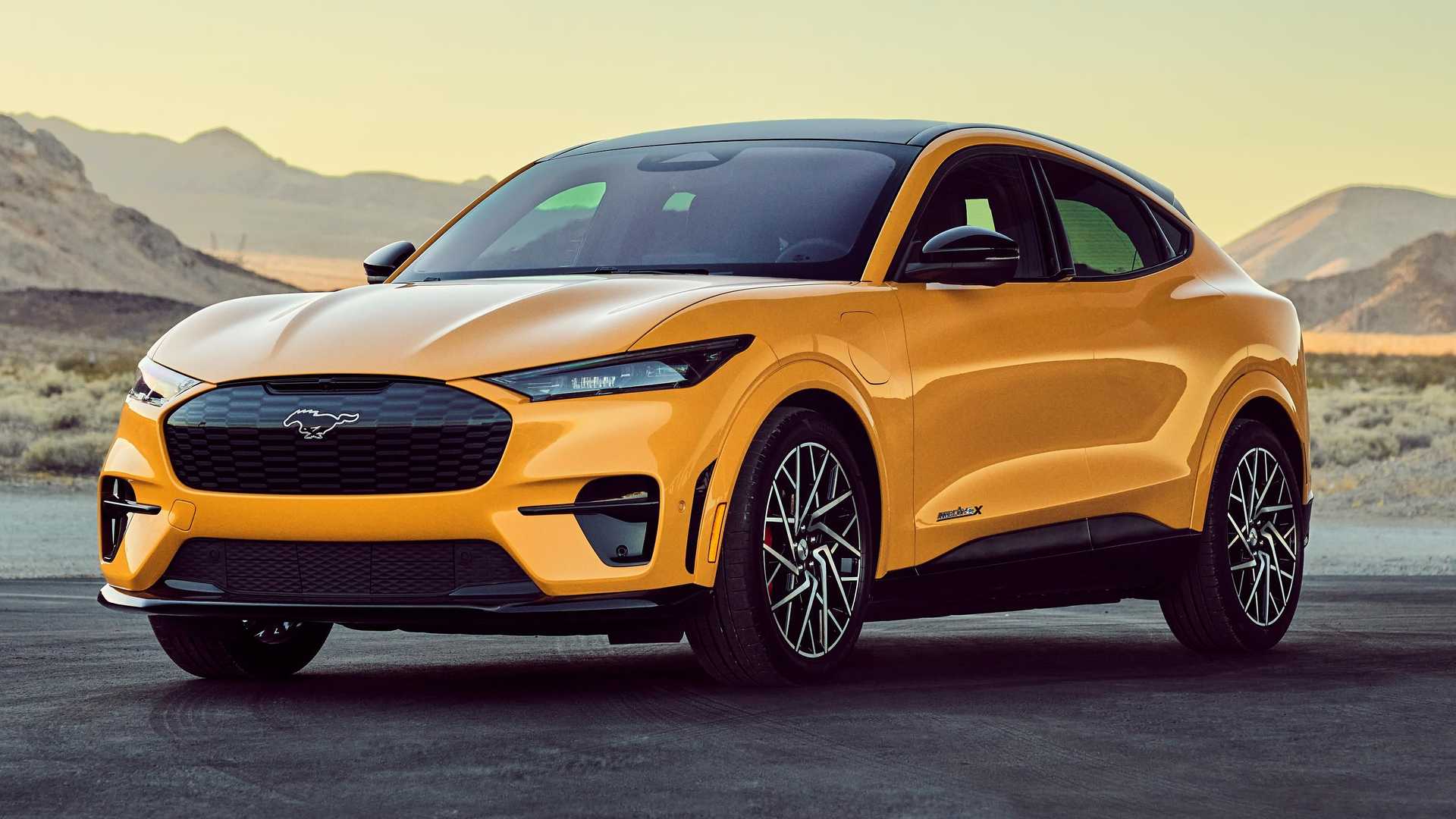 Pengadilan Jerman Larang Ford Jual Mobil yang Terhubung Internet