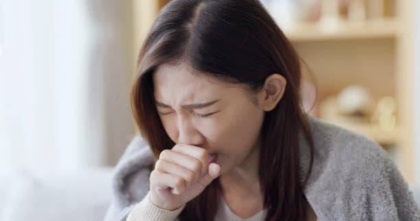 Ketahui 6 Cara Meredakan Batuk Secara Alami