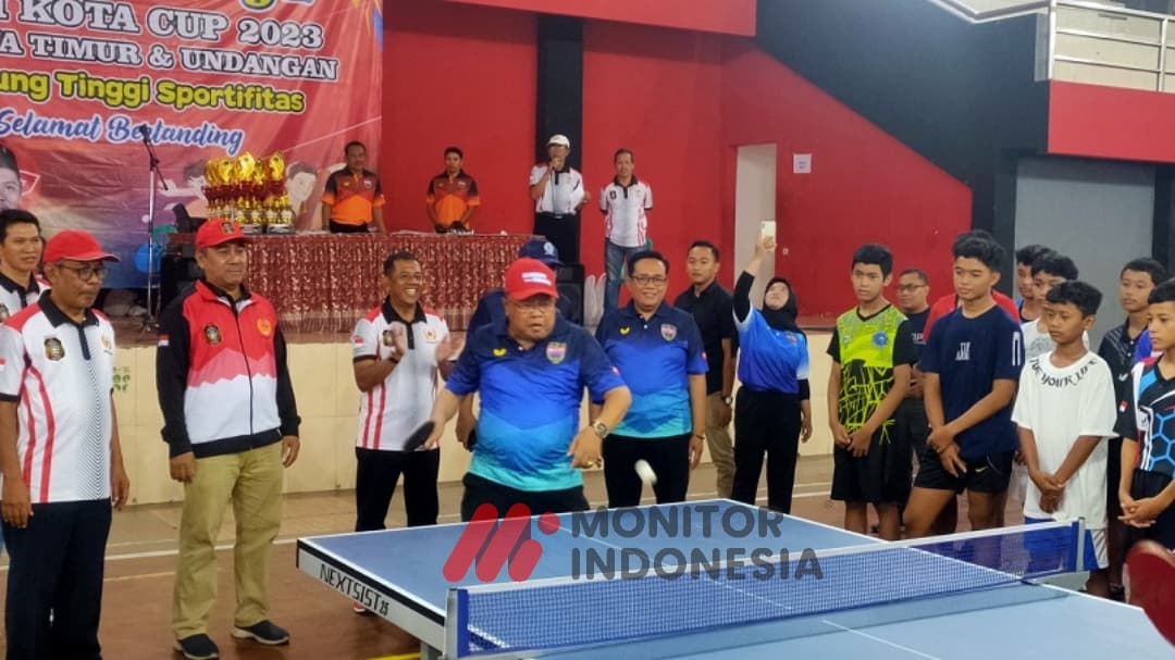 Wali Kota Blitar Santoso Buka  Turnamen Tenis Meja Wali Kota Cup 2023, Begini Pesannya