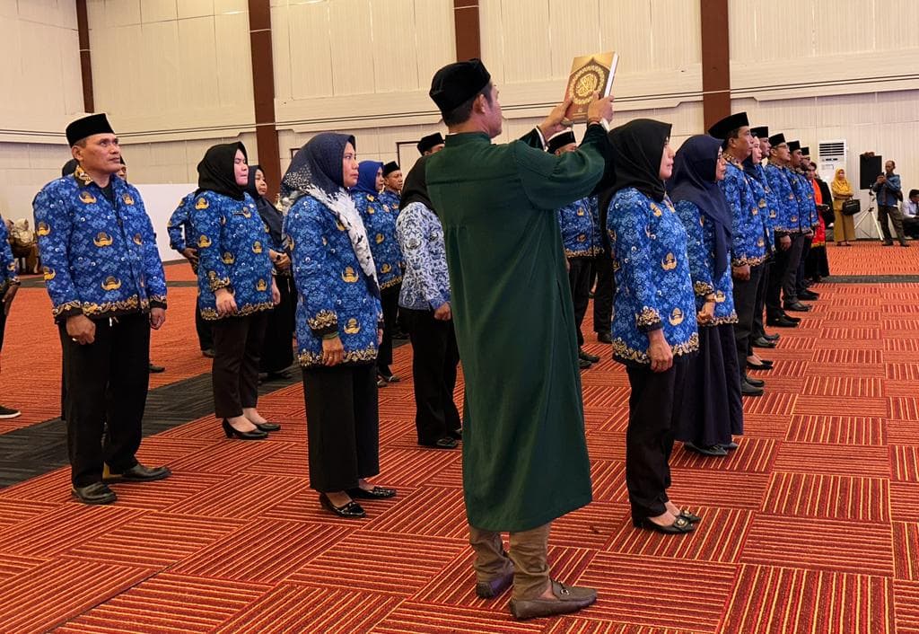 Pelantikan Pejabat di Pemprov Malut Bakal Dibatalkan, Ini Sebabnya!