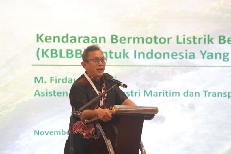 Kemenko Marves Mau Peralihan Kendaraan Listrik Dipercepat