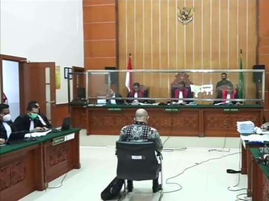 IPW Sebut Kasus Teddy Minahasa Lebih Parah Dibandingkan Ferdy Sambo