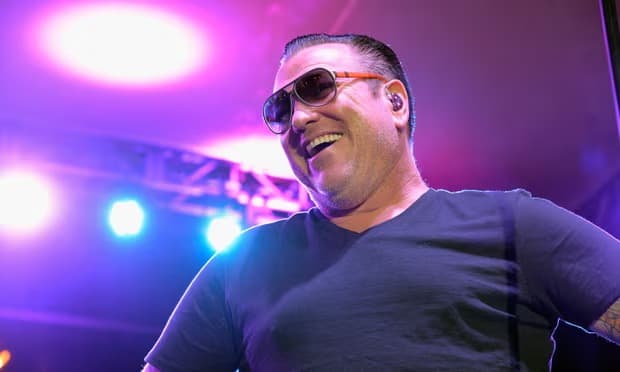 Eks Vokalis Smash Mouth Steve Harwell Meninggal Dunia