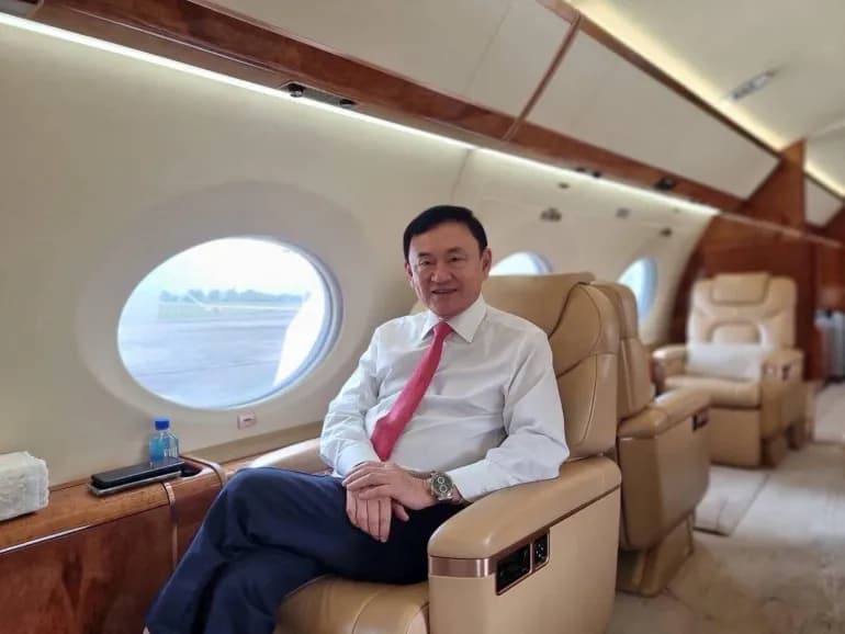 Pulang ke Thailand, Eks PM Thaksin Shinawatra Langsung Dijebloskan ke Penjara