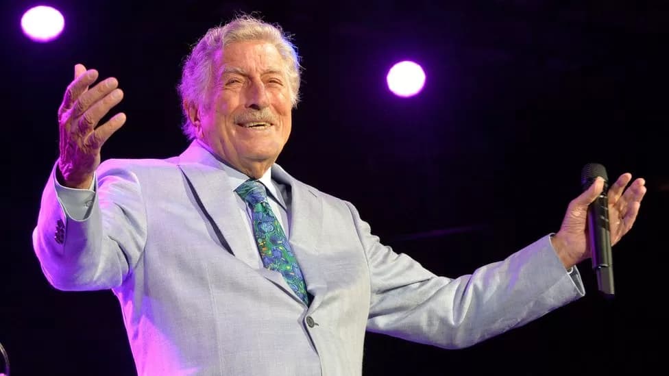 Penyanyi Legendaris Tony Bennett Tutup Usia