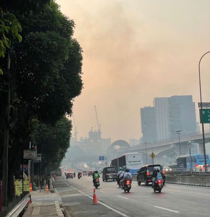 Kualitas Udara Jakarta Kian Memburuk, Warga Dihimbau Menggunakan Masker