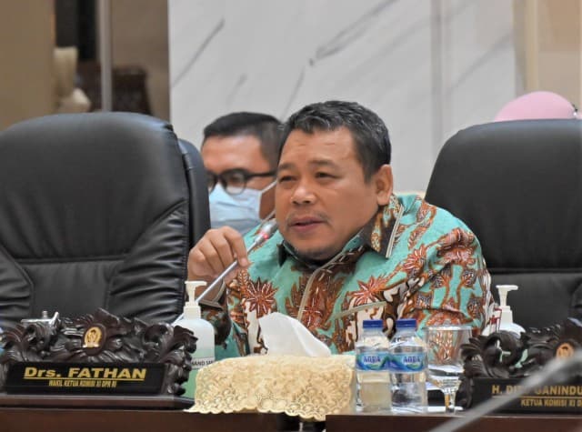TikTok Shop Ditutup! Komisi XI DPR Singgung Pedagang Pasar Tanah Abang Sepi Pembeli