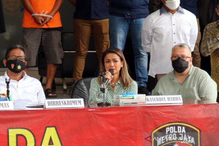 Notaris Edwin Ridwan dalam Kasus Mafia Tanah Nirina Zubir Masuk DPO