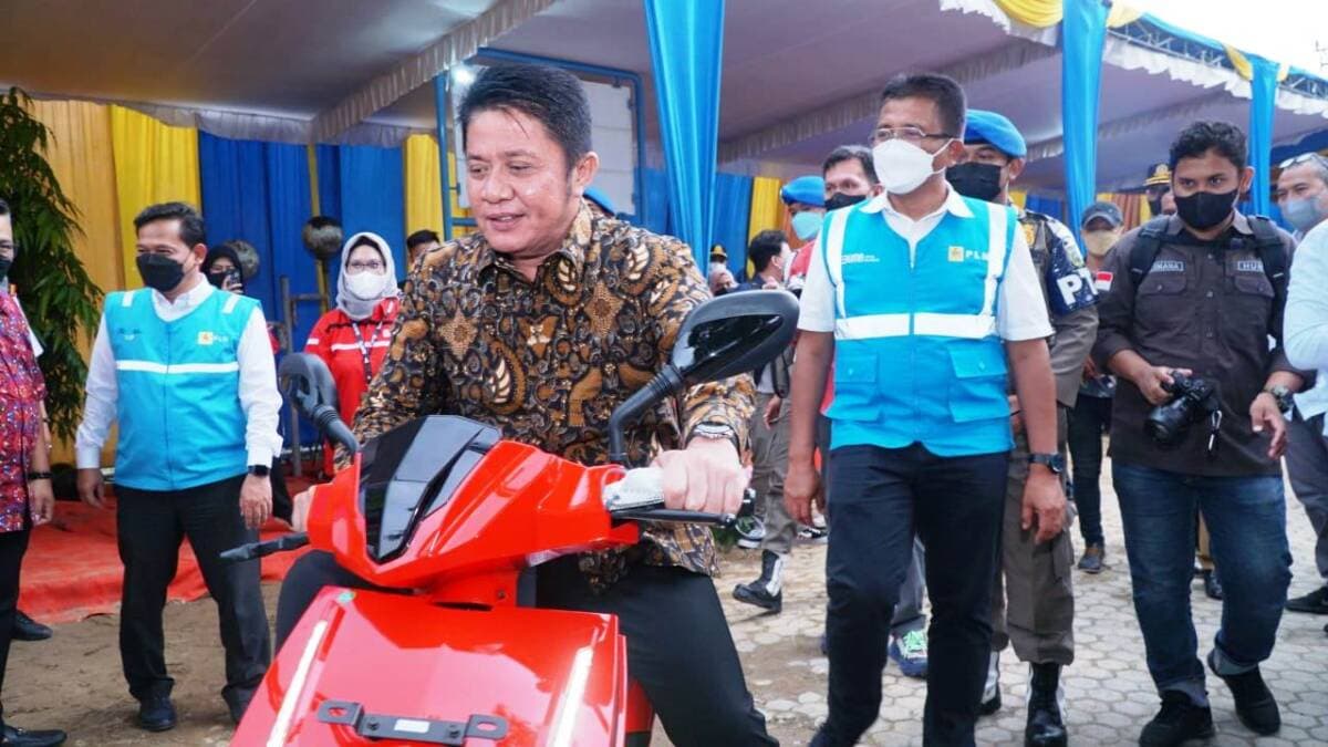 Kementerian ESDM Targetkan Konversi 1.000 Sepeda Motor BBM ke Listrik