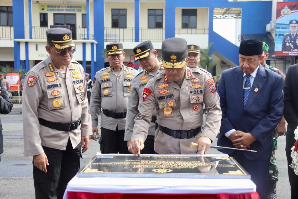 Kapolda Jawa Tengah Kukuhkan Polres Cilacap Menjadi Polresta Cilacap