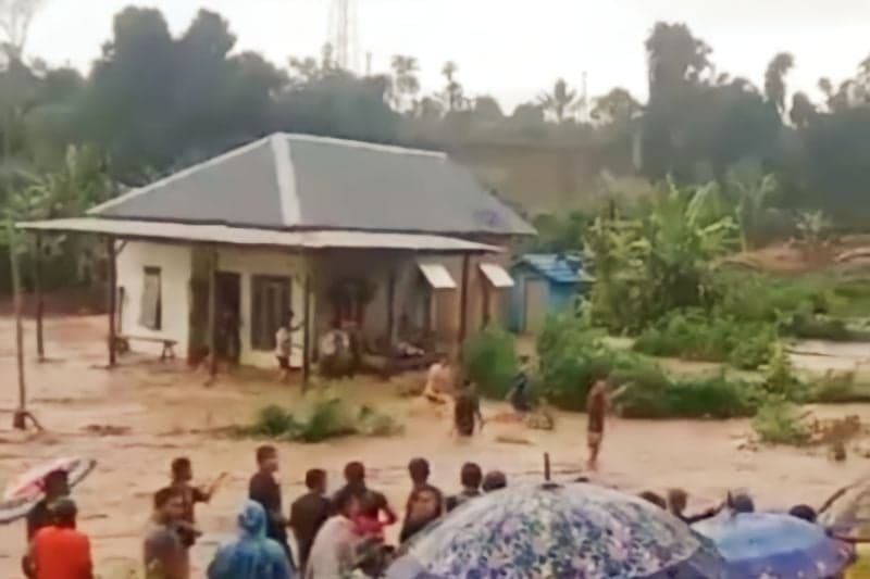 BPBD: Warga OKU Selatan Waspada Banjir Bandang