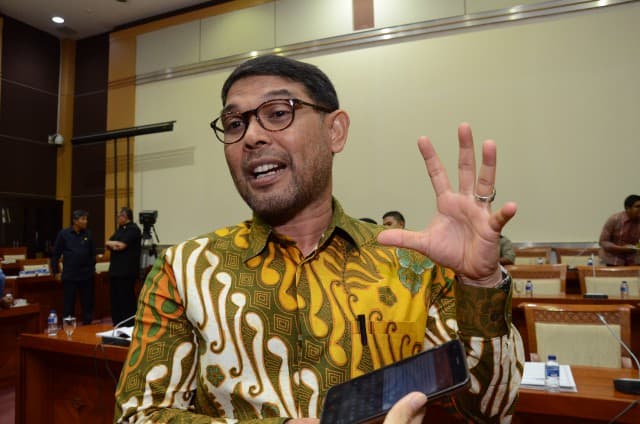 Joko Widodo Tak Perlu Ragu dan Bimbang Bantu Kejagung Bongkar Korupsi BTS Kominfo