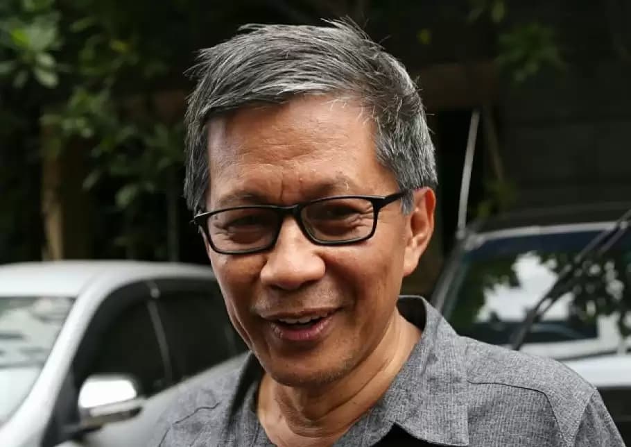 Pajak Motor Bensin Bakal Naik! Rocky Gerung: Bukan Langkah Beradab, Melainkan Upaya Rampok Hak Rakyat
