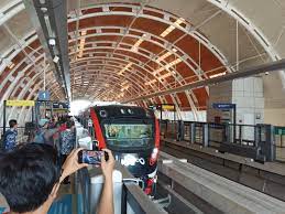 Tarif LRT Jabodebek di Jam Sibuk Bakal Lebih Murah?
