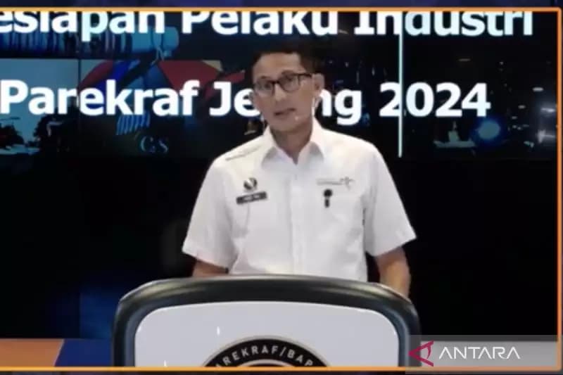 Sandiaga Optimistis Jumlah Wisman Capai 11 juta Orang