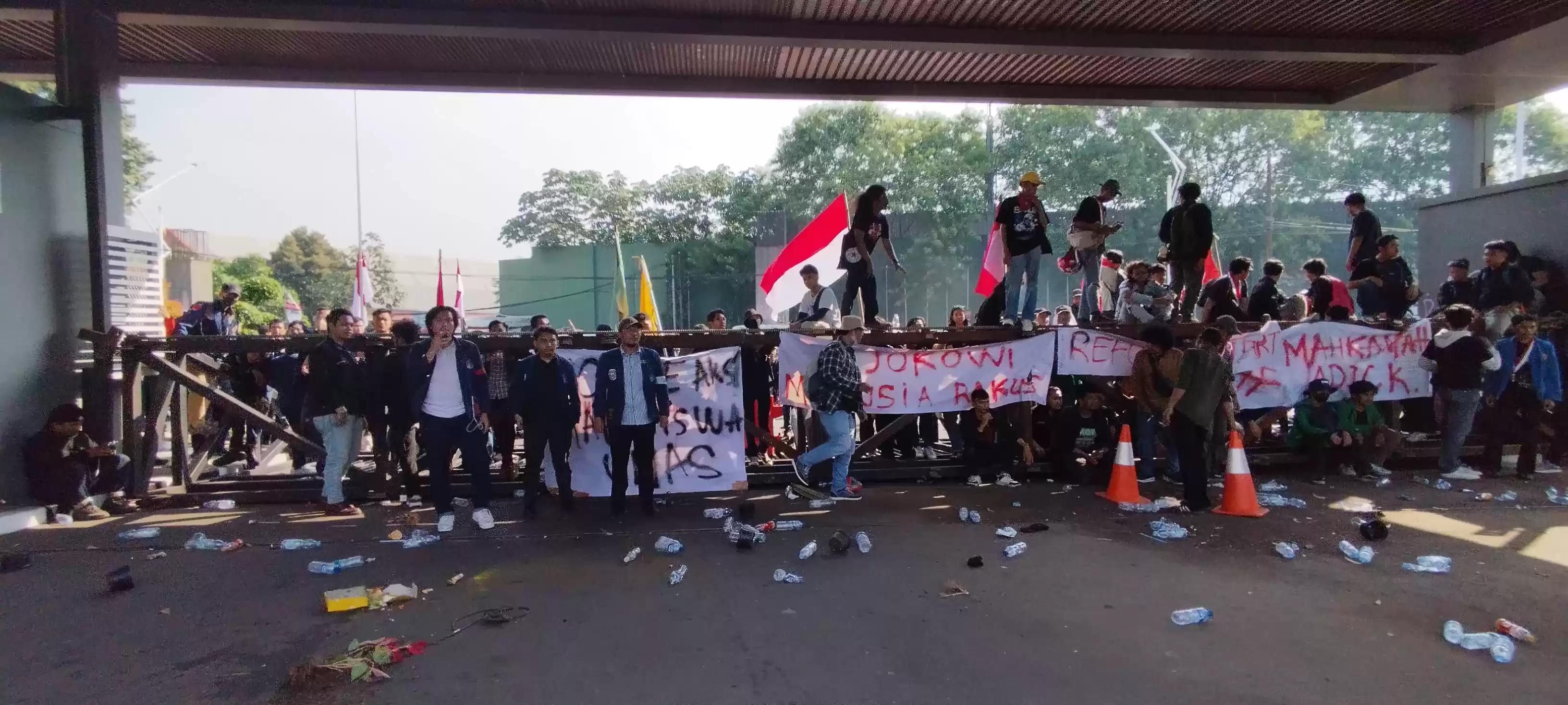 Aksi Massa