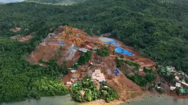 Aktivitas penambangan di Pulau Sangihe