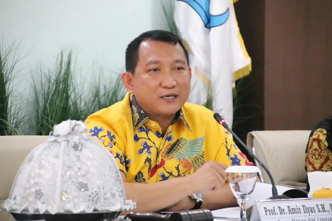 Amir Ilyas Guru Besar Ilmu Hukum
