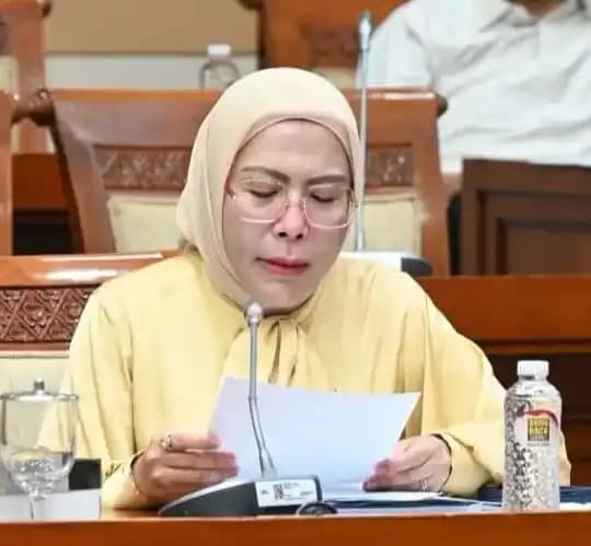 Anggota Komisi III DPR, Lola Nelria Oktavia