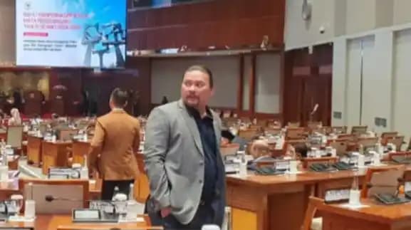 Anggota Komisi III DPR RI Martin Tumbeleka