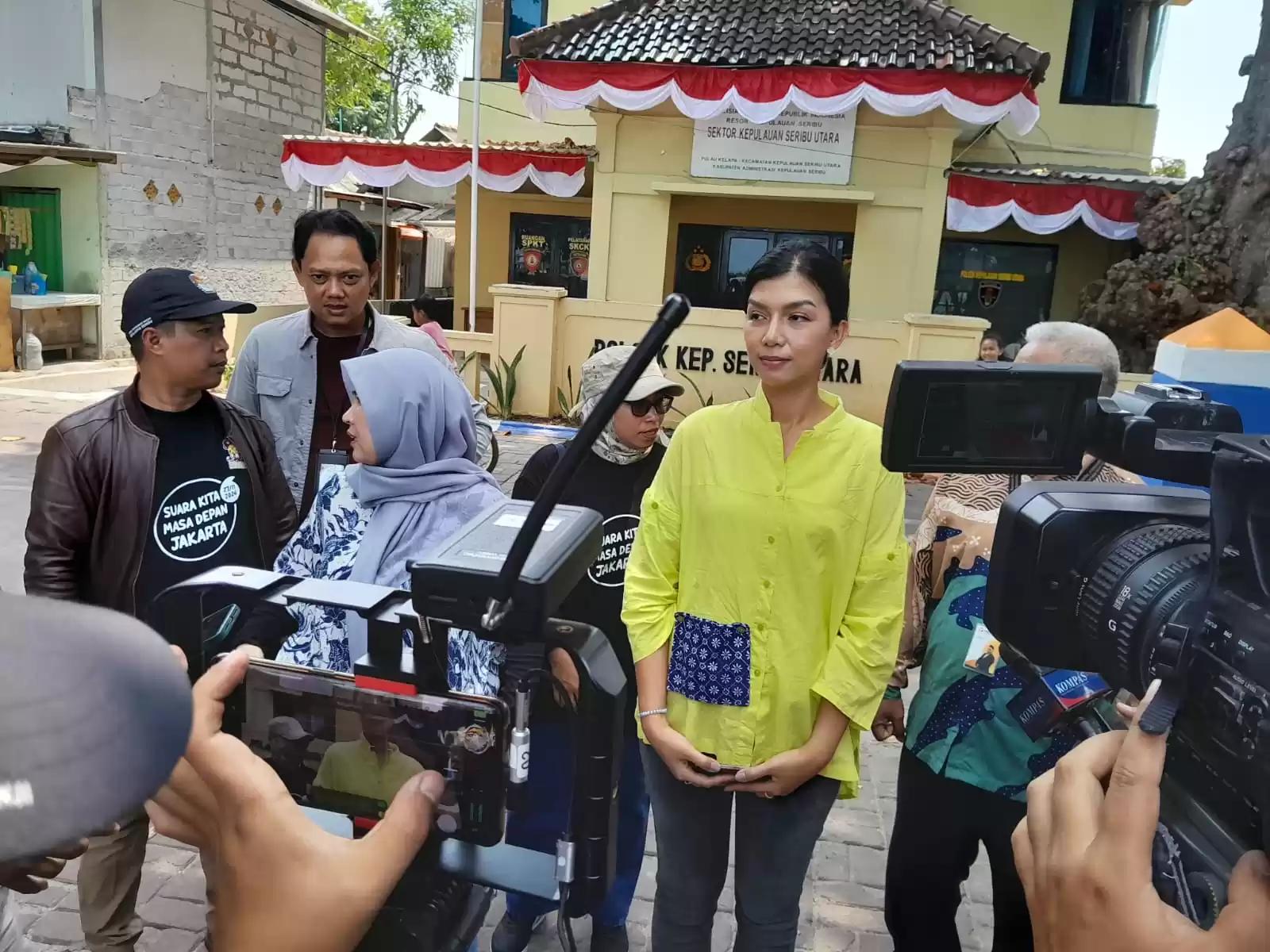 Anggota KPU DKI Jakarta Astri Megatari