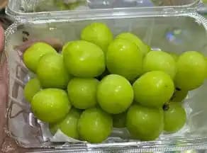 Anggur Shine Muscat