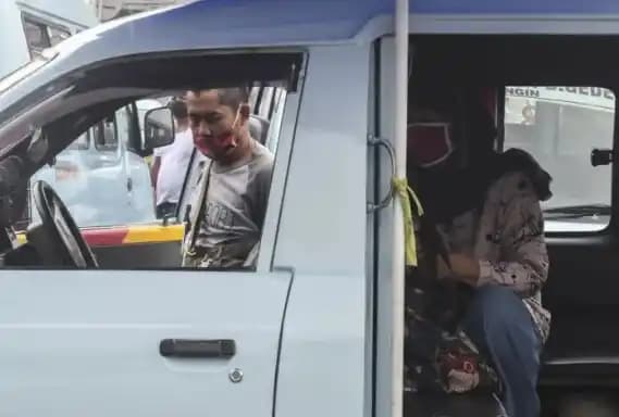 angkutan umum
