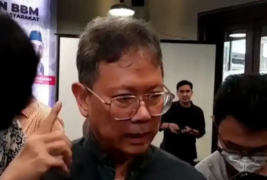 Rupiah Disebut Cuma Bertahan karena ‘Doping’ Utang, Ekonom: BI dan Pemerintah Menyesatkan Publik
