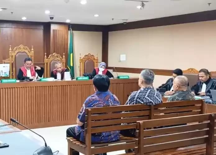 B Gunawan didakwa melakukan pembelian bijih timah dari pertambangan ilegal