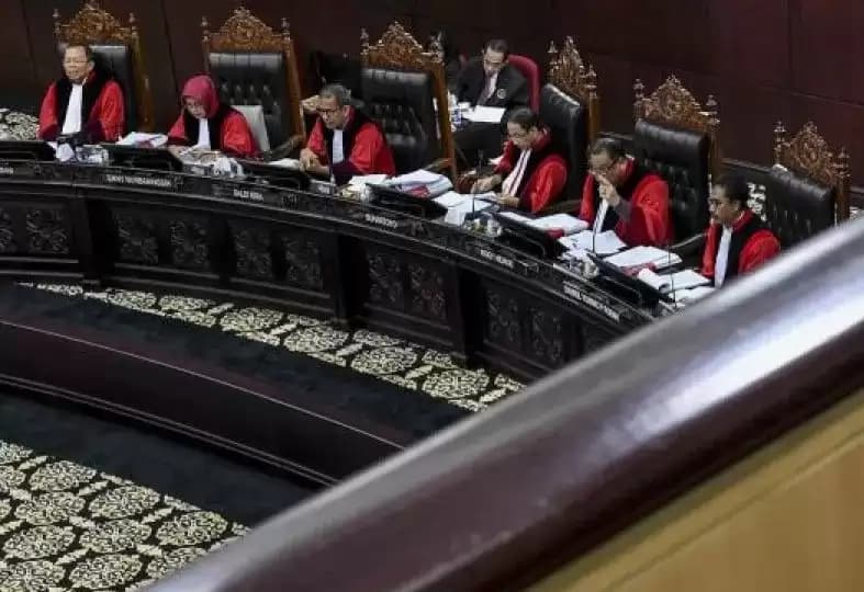 Para Hakim Mahkamah Konstitusi
