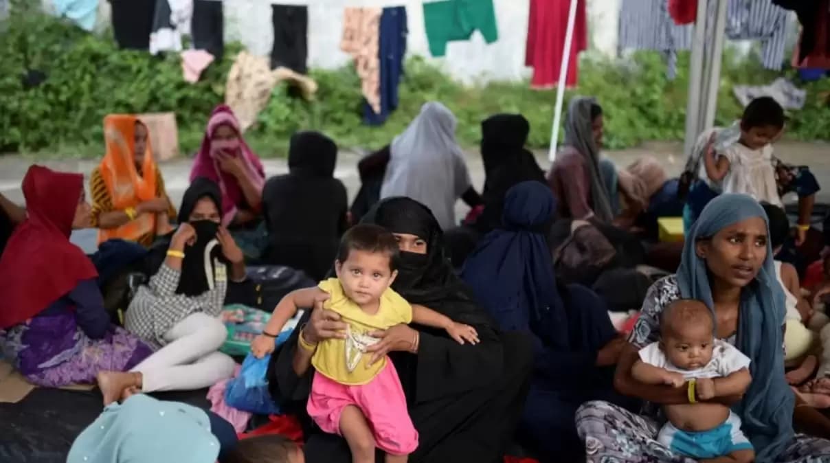 Presiden Joko Widodo Curigai Ada Human Trafficking di Balik Kasus Rohingya
