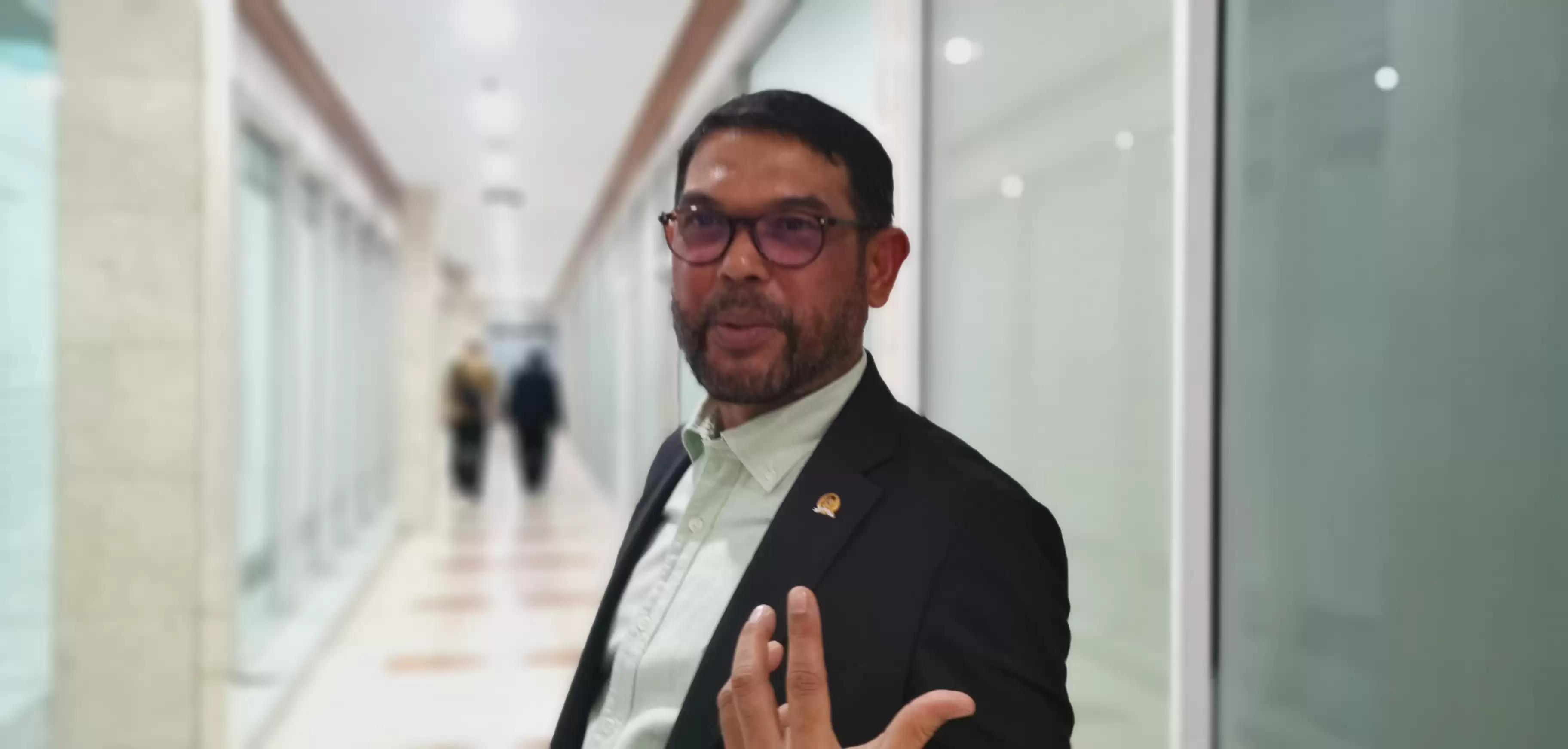 DPR Minta Mahfud MD Sebut Nama Anggota DPR yang Suka Minta Jatah Proyek